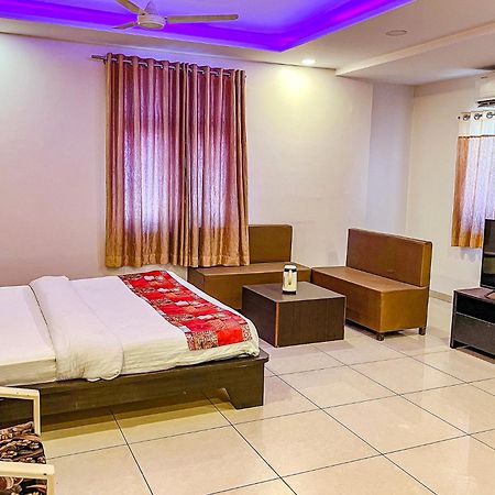 Fabhotel Sparkling Pearl Aurangabad  Exterior photo